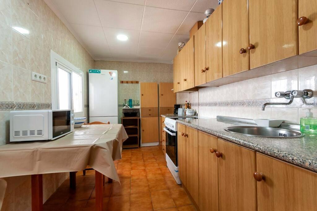הוילה אליקאנטה The Little House In The Neighbourhood מראה חיצוני תמונה